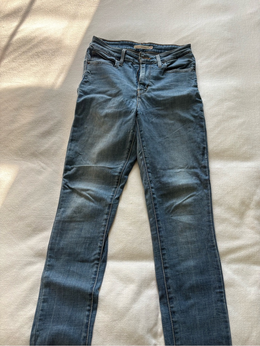 Levi's Women's Skinny Jeans in Faded Blue